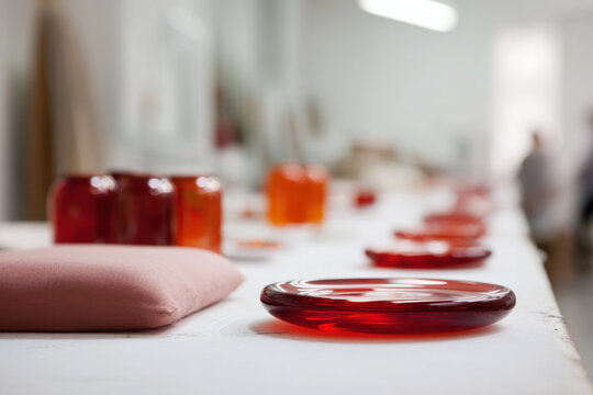 workshop dedicated to creating adaptive tableware designed for individuals with vision and motor challenges