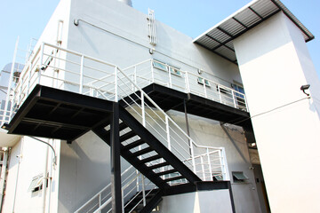 Fototapeta premium architecture design fire exit out door emergency way to ground floor safety concept