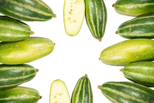 "Fresh Green Gourd: A Nutritious Vegetable Featuring Vibrant Colors Against a Transparent Background for Culinary Inspiration."