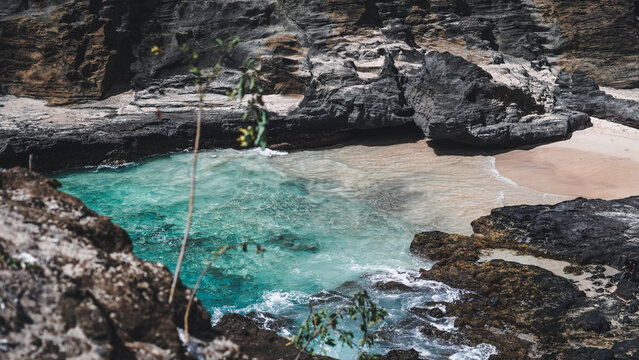 Crystal Tide - Powered by Adobe