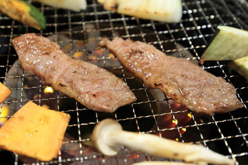 黒毛和牛焼肉A4（特上カルビ）