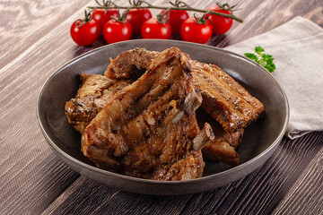 Steamed pork ribs with spices