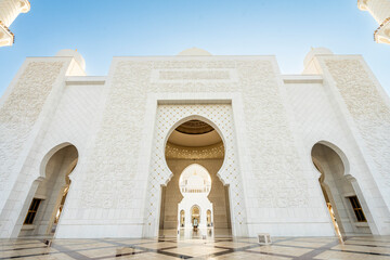 The majestic Sheikh Zayed Grand Mosque in Abu Dhabi, United Arab Emirates