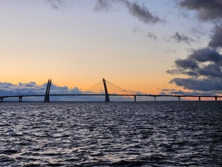 Obraz premium one of bridges of saint Petersburg western high-speed diameter at sunset