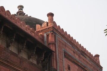 purana Qila, Red Sandstone Mughal Wall with Decorative Parapet and Arches