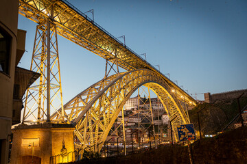 Oporto Puente de Don Luis I, Dom Lu&iacute;s I Bridge in Porto, Dom-Lu&iacute;s-I.-Br&uuml;cke in Porto, ポルト ドン・ルイス1世橋, Pont Dom-Lu&iacute;s-I &agrave; Porto, Ponte Dom Lu&iacute;s I no Porto, 波尔图唐&middot;路易斯一世大桥
