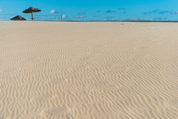 Casas típicas y playa de Aveiro en invierno, Traditional houses and Aveiro beach in winter