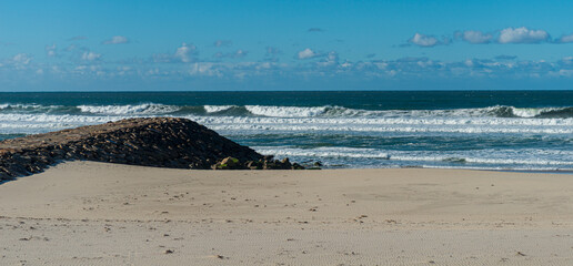 playa de Aveiro en invierno, Traditional houses and Aveiro beach in winter