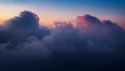 Naklejka premium Smoky Haze Abstract Gradient Sky With Dark Smoke Overlay Serene Atmospheric Effect
