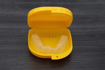 ケースに入ったマウスピース