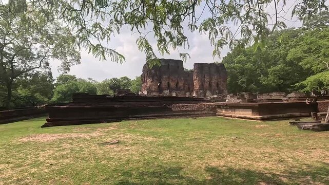 Ruins of the Palace of King Parakramabahu &ndash; Ancient Polonnaruwa