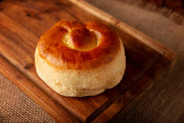 Bisquet. Also known as Bisquets Chinos, it is one of the traditional breads in Mexico, commonly consumed hot, cut in half and spread with butter and fruit jam.