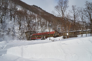 群馬県　湯檜曽川と土合駅連絡通路
