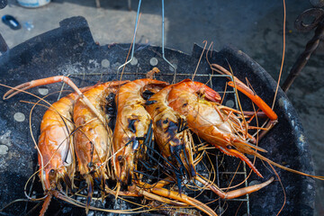 Giant river prawn shrimp grilled on fire