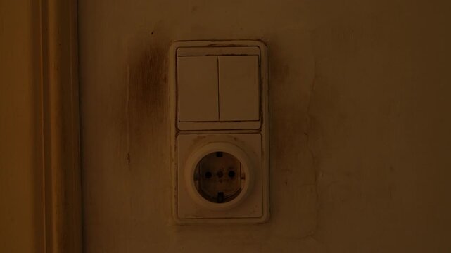 Old socket and switch detail