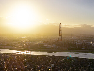 磯津海岸から見た四日市コンビナート（ドローンによる空撮）
