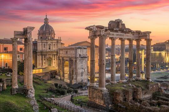 Rome, Italy at the historic Roman Forum Ruins 1270