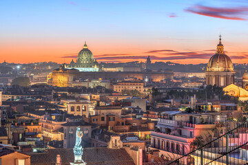 Fototapeta premium Rome, Italy historic city skyline with basilicas at dusk. 1216
