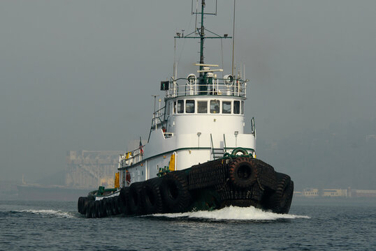 Foss Tug Emma Foss underway on Puget Sound