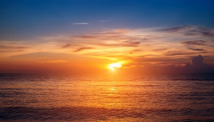 Fototapeta premium Blurred Defocused Sunset Sky And Ocean Nature Background