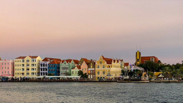 Willemstad, Curacao: View of Central Willemstad, Handelskade, Punda, historic waterfront strip is a vibrant reminder of Cura&ccedil;ao&rsquo;s Dutch heritage. 