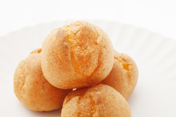 　
　プチシュークリーム