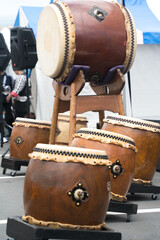 イベント会場に置かれた和太鼓
