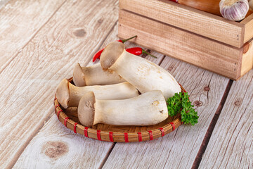 Asiam mushrooms raw eringi heap