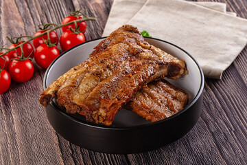 Steamed pork ribs with spices