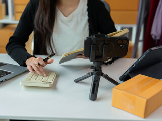 Start a small business, SME business owner, check online orders, sell products, work with boxes, work from home freelance.