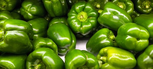 Green bell peppers for cooking