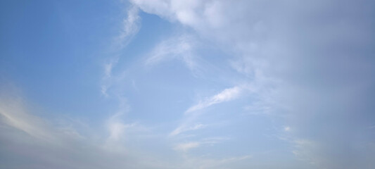 Obraz premium Clouds on blue sky for background