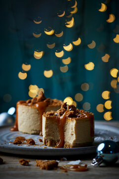Salted Caramel Cheesecake with Biscoff Crumb and Festive Lights