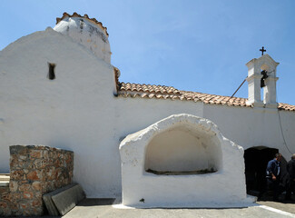 Église Saint-Michel Archange du village abandonné d'Aradaina près d'Anopoli dans les Sfakia en Crète