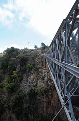 Le viaduc des gorges d'Aradaina près d'Anopoli dans les Sfakia en Crète