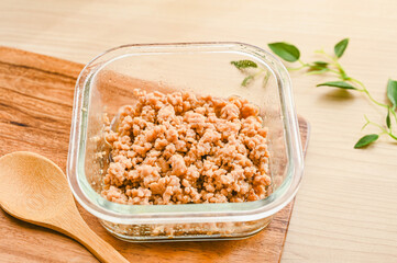 簡単レンチンで作った鶏そぼろ　