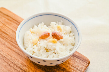 秋の味覚　ピーナッツご飯