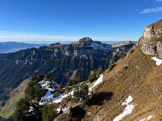 Sigriswilgrat or Sigriswilergrat mountain ridge in the Emmental Alps and the Bernese Oberland, Switzerland - Bergkamm Sigriswilgrat oder Sigriswilergrat im Berner Oberland, Schweiz
