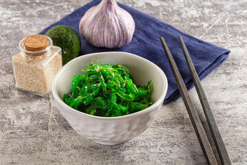 Green raw chuka seaweed salad