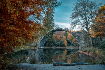 Tableau sur plexiglas Le Rakotzbrücke die Rakotzbrücke in Kromlau  © jsr548
