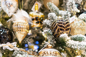 Festive Christmas tree with gold and silver ornaments, intricate patterns, 3D elements, faux snowglitter, soft shadows, warm ambiance