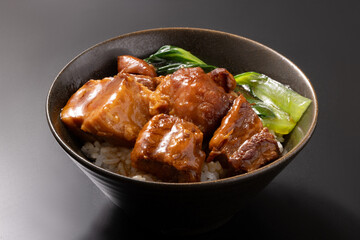 豚角煮丼
