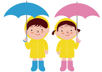 傘をさすレインコートの男の子と女の子
