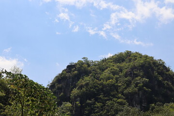 岡山県総社市槙谷　夏の豪渓　国指定名勝地