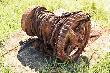 Abandoned boat winch mechanism
