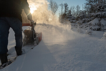 Snow cleaning with cleaner.