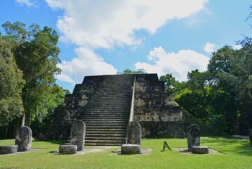 ティカル遺跡のコンプレッホQ
