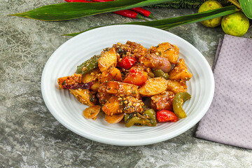 Potato with bell pepper and gravy