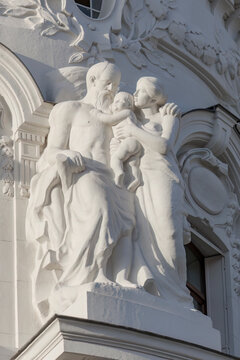 Detailed sculpture on Metropolis building facade