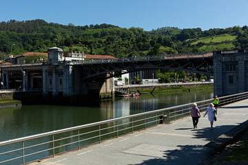 Paisaje de la r&iacute;a de Bilbao, Vizcaya.